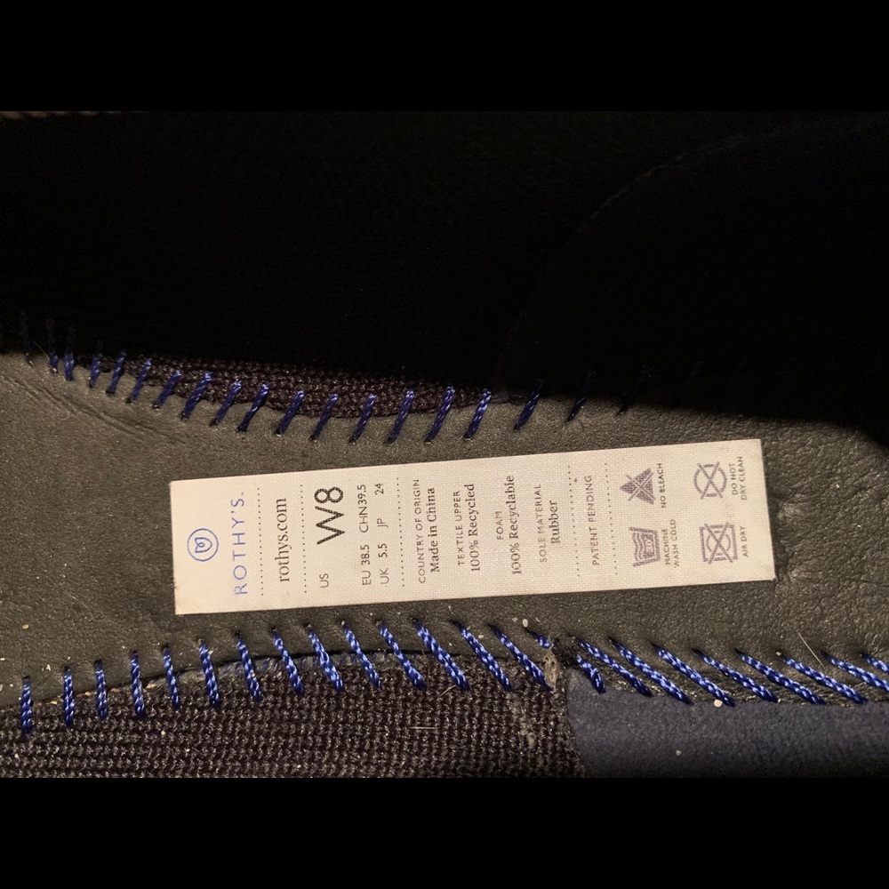 Rothys Black & White Pythons Points Size 8 - image 3
